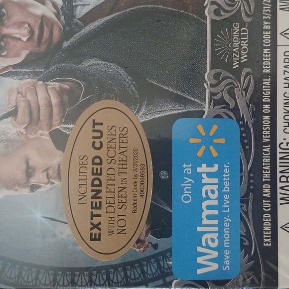 Sealed Fantastic Beasts: The Crimes of Grindelwald Blu-ray Baby Niffler Keychain - Picture 6 of 6